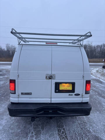 2010 Ford E-Series E-350 SD