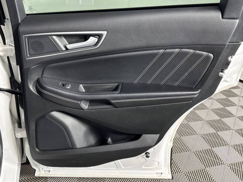 2022 Ford Edge ST