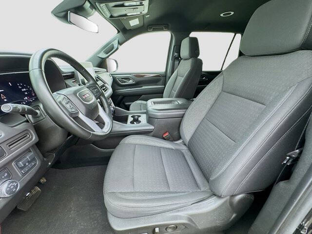 2024 GMC Yukon SLE