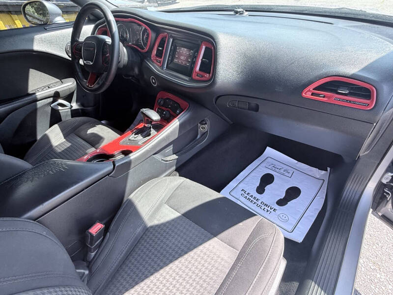 2016 Dodge Challenger SXT
