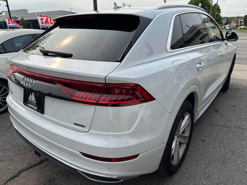 2019 Audi Q8 quattro Premium 55 TFSI