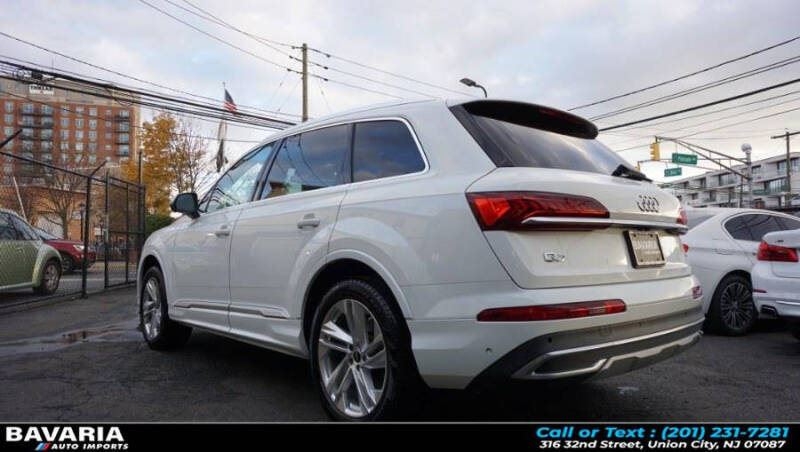 2022 Audi Q7 quattro Premium Plus 55 TFSI