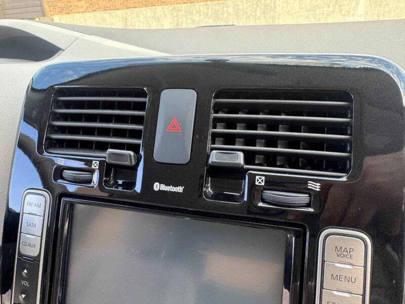 2017 Nissan LEAF SV