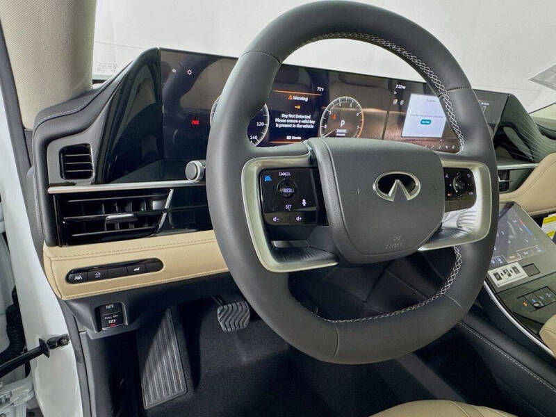 2026 Infiniti QX80 Pure