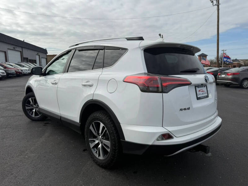 2016 Toyota RAV4 XLE