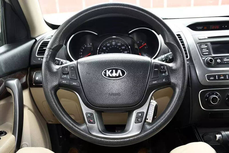 2015 Kia Sorento LX