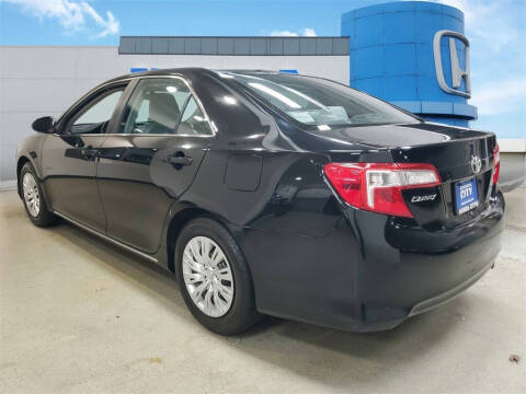 2012 Toyota Camry LE