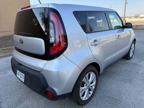 2014 Kia Soul +
