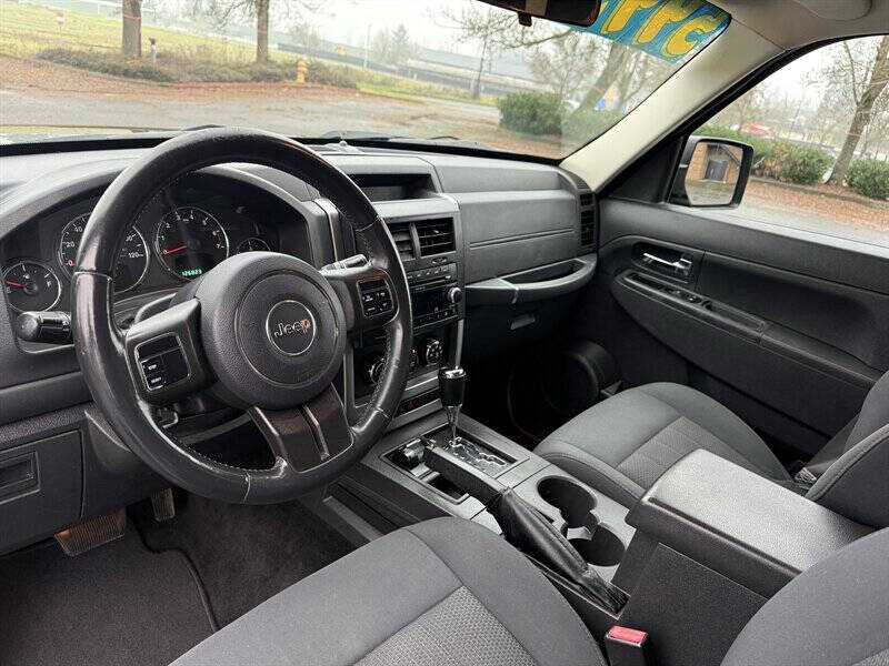 2011 Jeep Liberty Sport