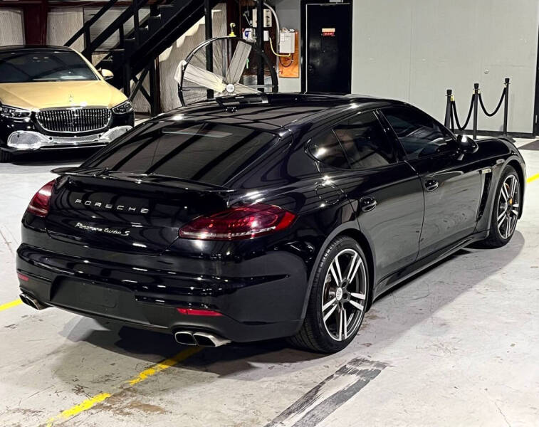 2014 Porsche Panamera Turbo