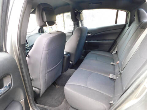 2013 Chrysler 200 Touring