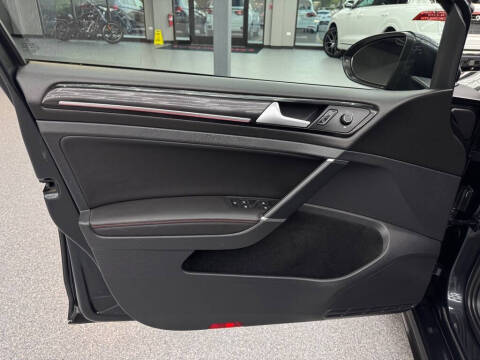 2016 Volkswagen Golf GTI