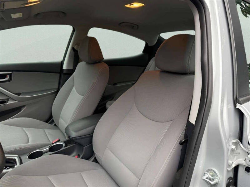 2016 Hyundai Elantra