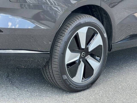 2025 Volvo EX90 Twin Plus 7P