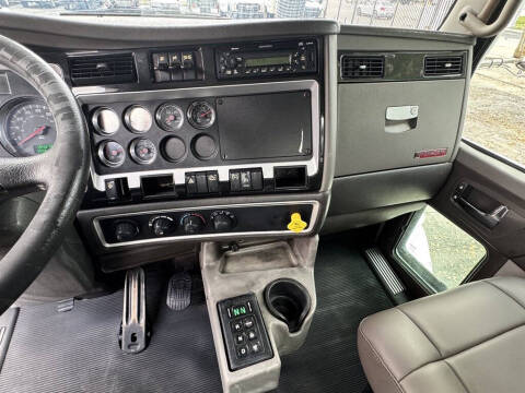 2014 Kenworth T4 Series
