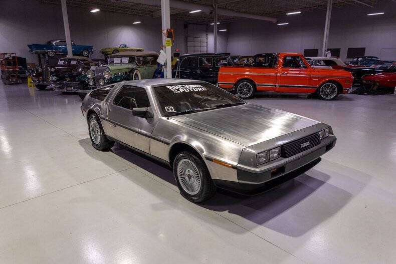 1981 DeLorean DMC-12