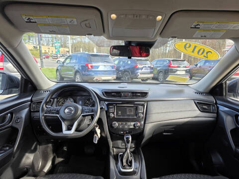 2019 Nissan Rogue SV