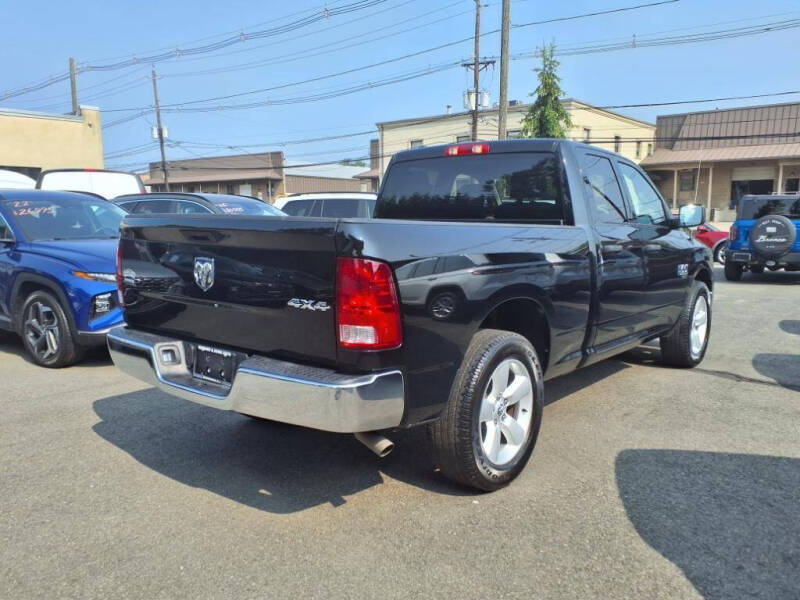 2024 RAM 1500 Classic SLT