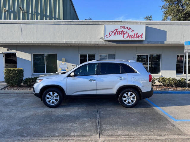 2013 Kia Sorento for sale at Deans Auto Outlet in Ormond Beach, FL