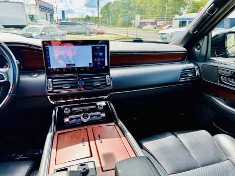 2022 Lincoln Navigator Reserve