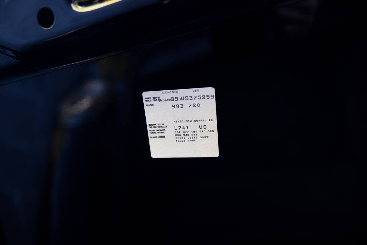 1997 Porsche 911 43