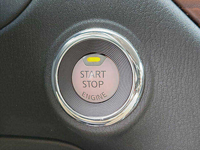 2020 Nissan Pathfinder Platinum