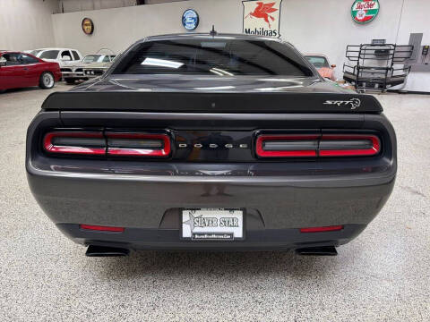 2016 Dodge Challenger SRT Hellcat