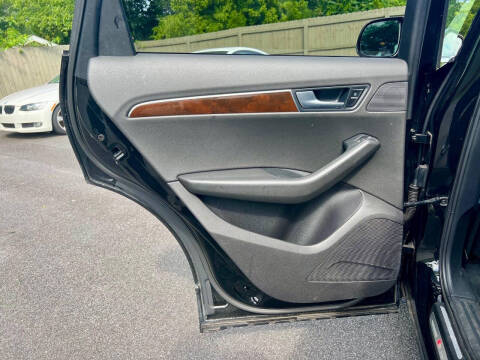 2012 Audi Q5 3.2 quattro Premium Plus