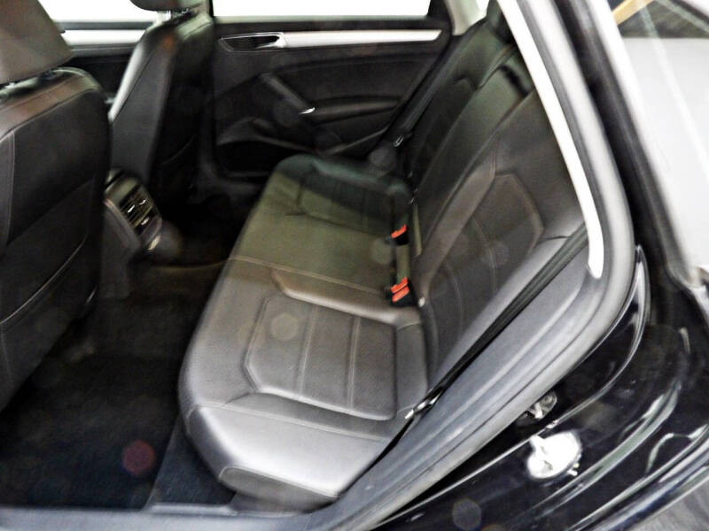 2019 Volkswagen Passat Wolfsburg