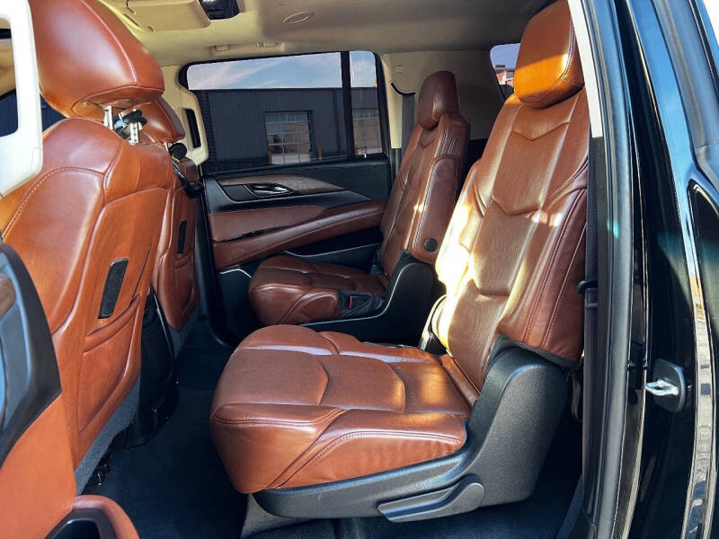 2015 Cadillac Escalade ESV Luxury