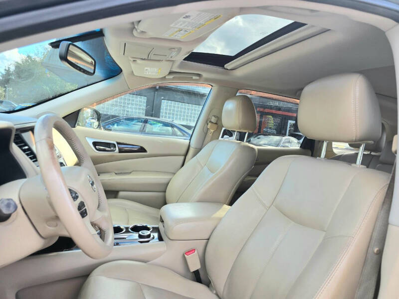 2014 Nissan Pathfinder SL