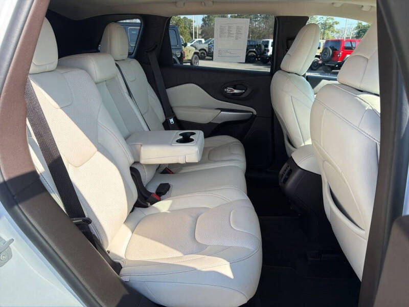 2018 Jeep Cherokee Overland