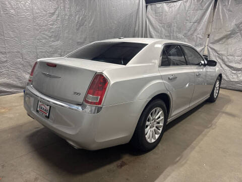 2012 Chrysler 300 Limited