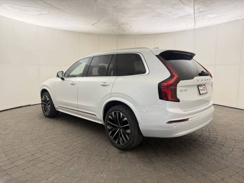 2025 Volvo XC90 B5 Plus Bright Theme 7P