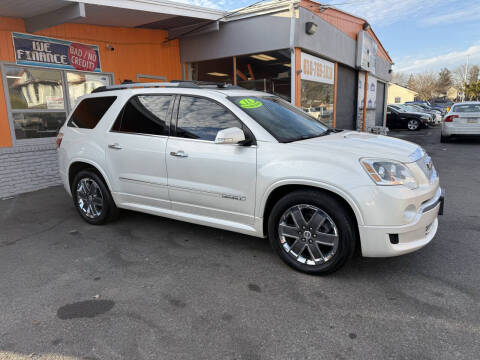 2011 GMC Acadia Denali