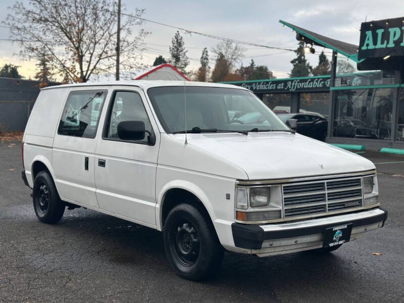 1990 Dodge Caravan