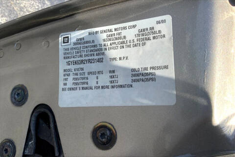 2000 Cadillac Escalade