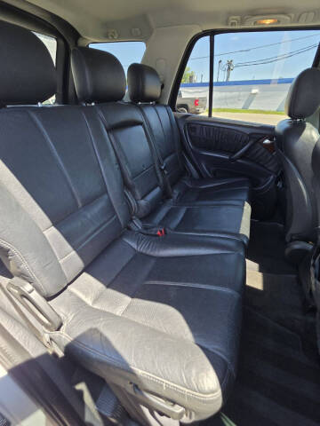 2000 Mercedes-Benz M-Class ML 320