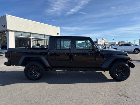 2026 Jeep Gladiator Sport