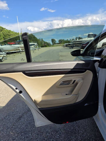 2013 Volkswagen CC VR6 4Motion Executive