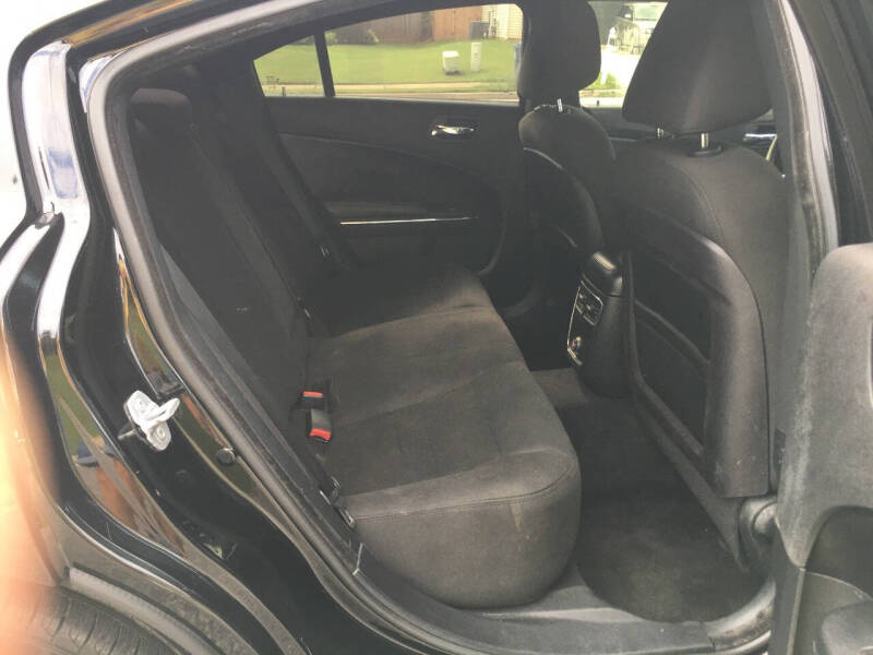 2012 Dodge Charger SE