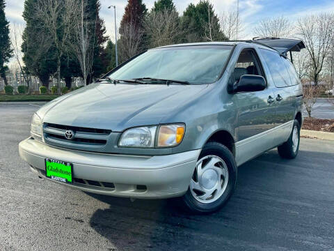 1998 Toyota Sienna XLE
