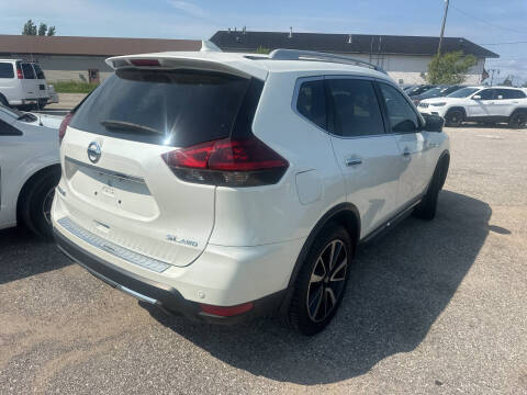 2020 Nissan Rogue SV