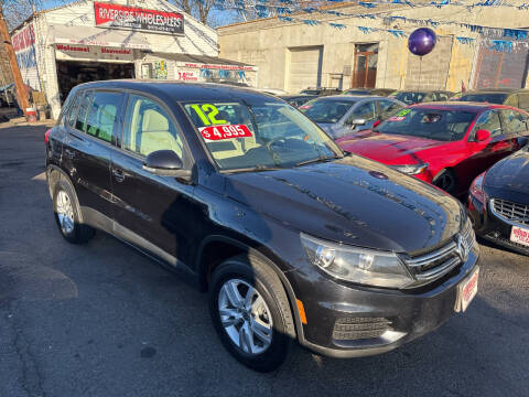 2012 Volkswagen Tiguan LE