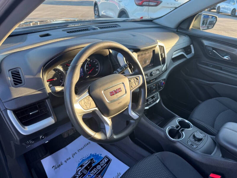 2023 GMC Terrain SLE