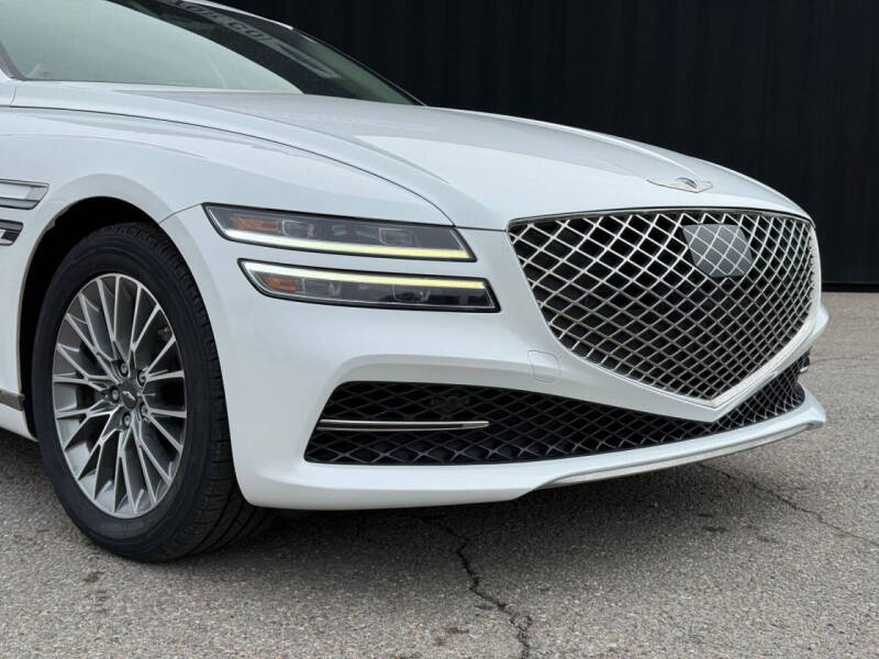 2023 Genesis G80