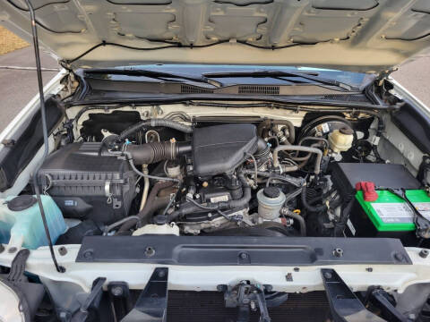 2017 Toyota Tacoma SR