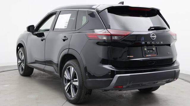 2026 Nissan Rogue SL