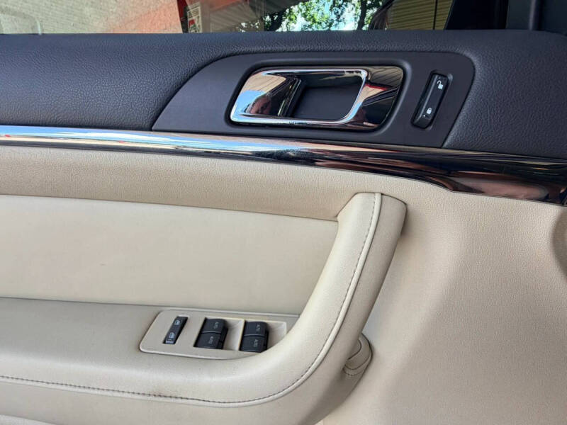 2012 Lincoln MKS