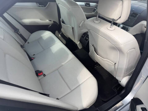 2010 Mercedes-Benz C-Class